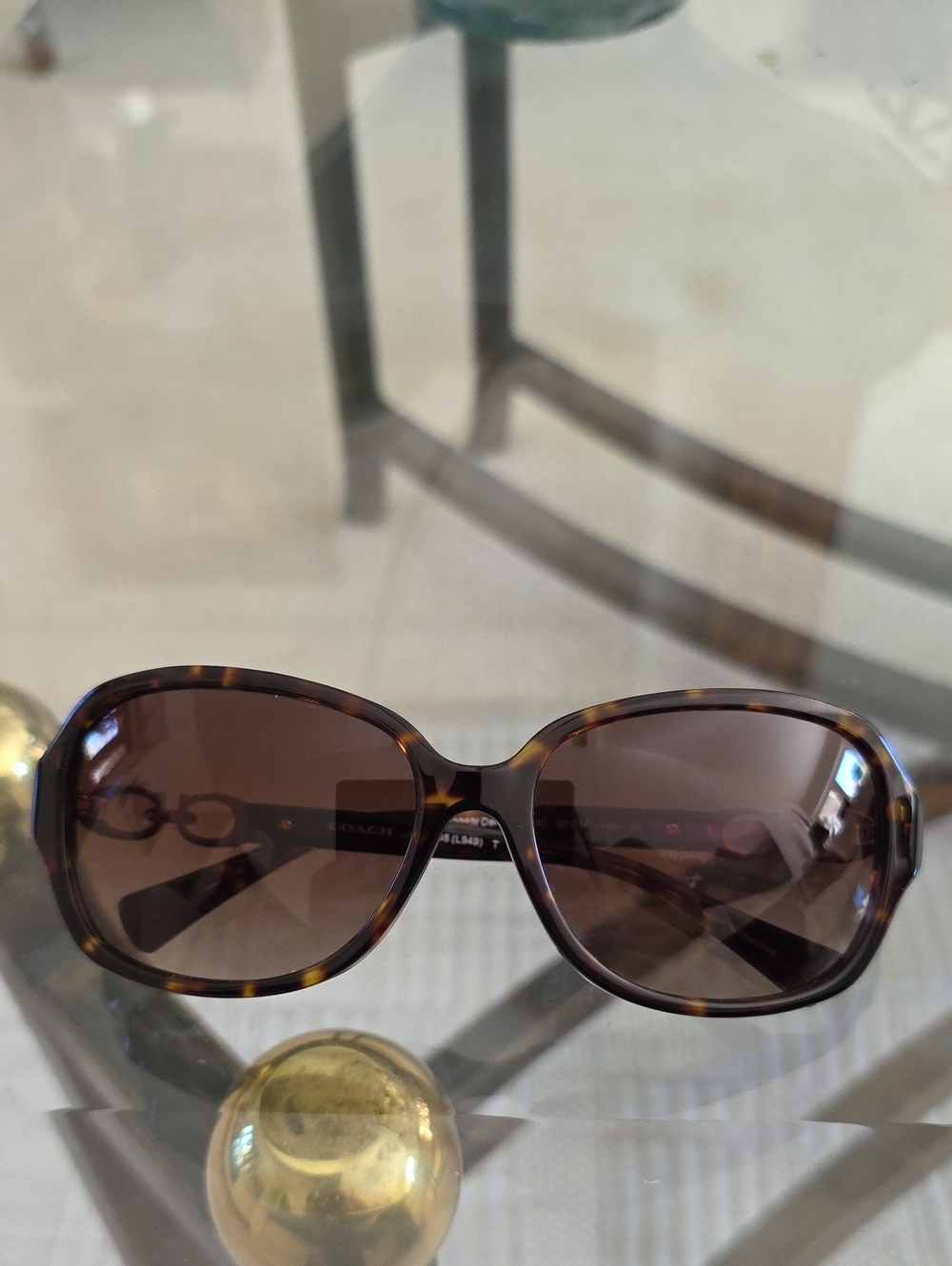 Coach Round Sunglasses HC 8146   Brown Lens Gold Accents 58-16 135mm